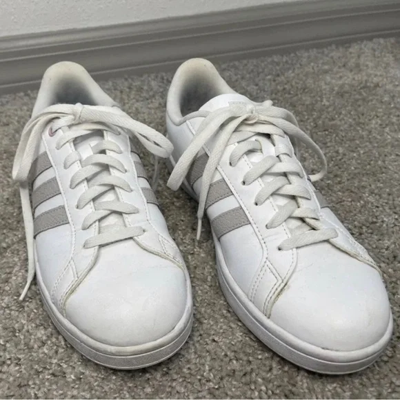 Adidas Women s Cloudfoam Advantage Shoes